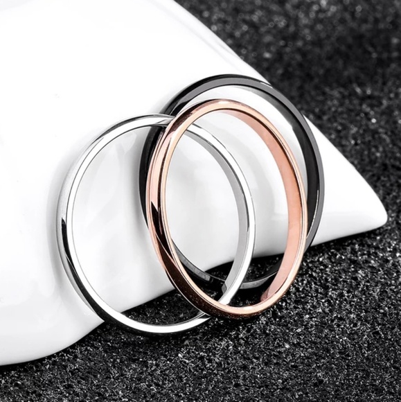 Titanium Steel Hypoallergenic Wedding Band - Picture 3 of 5